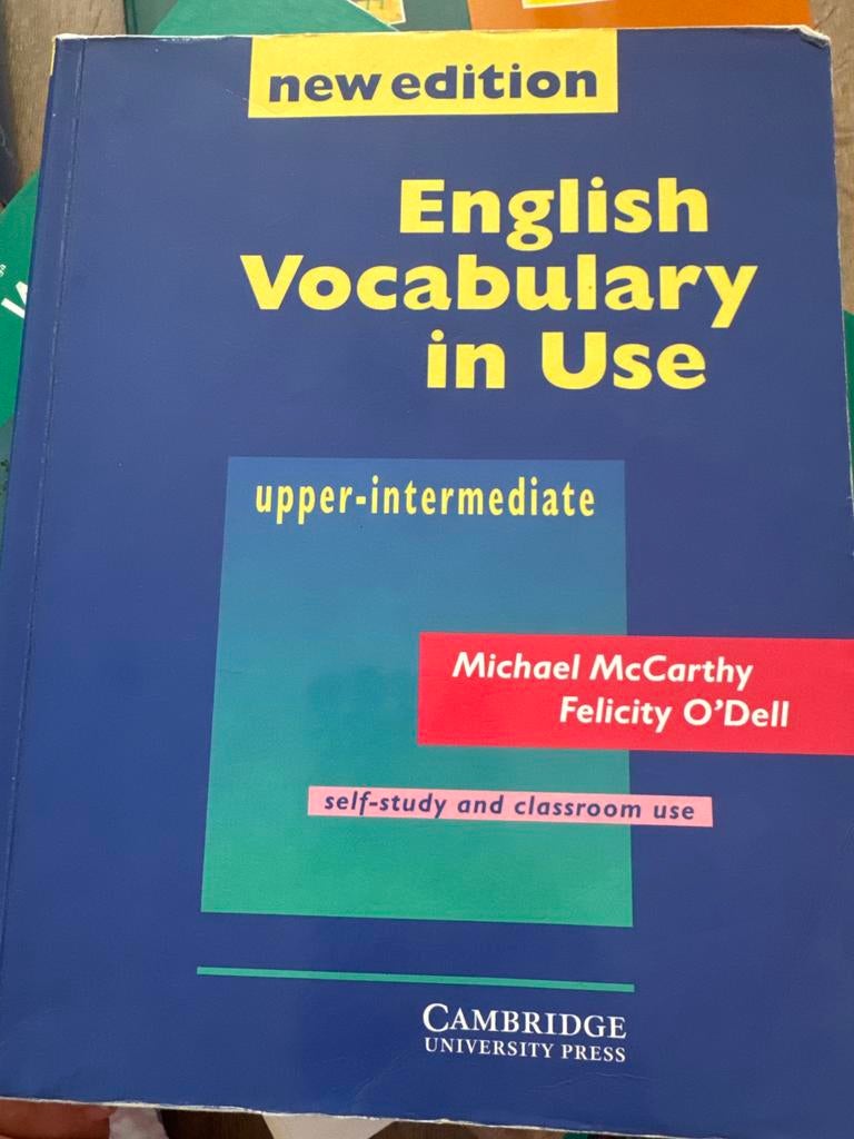 English Vocabulary in Use Upper-Intermediate (Nieuwe Editie), Boeken, Woordenboeken, Ophalen of Verzenden, Zo goed als nieuw, Overige uitgevers
