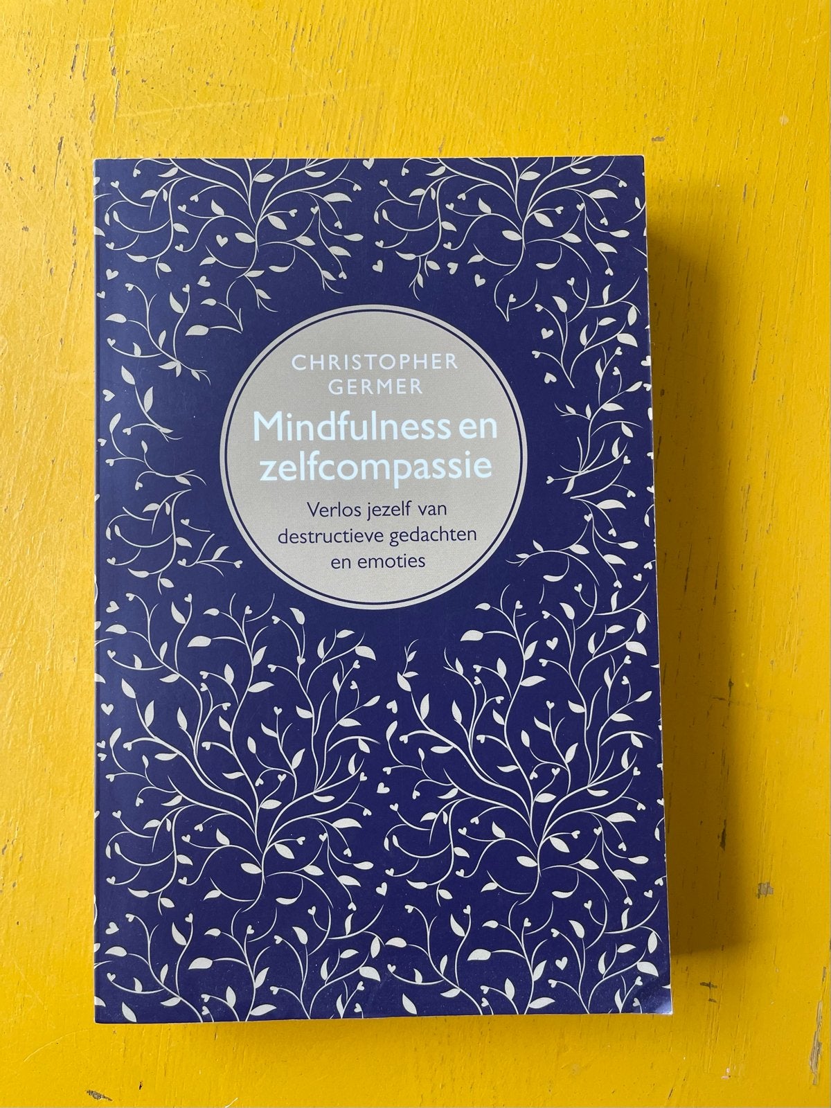 Mindfulness en zelfcompassie - Christopher Germer, Ophalen of Verzenden, Zo goed als nieuw, Klinische psychologie