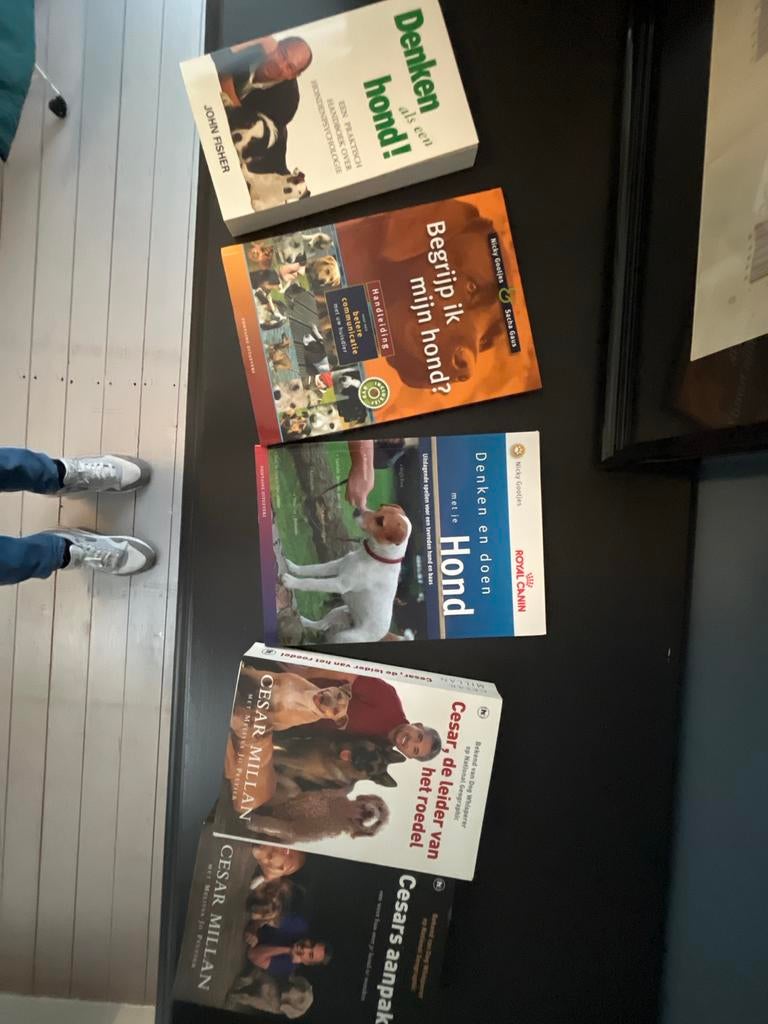Hondenboeken pakket - 5 stuks (Cesar Millan, John Fisher), Boeken, Ophalen of Verzenden, Gelezen, Honden