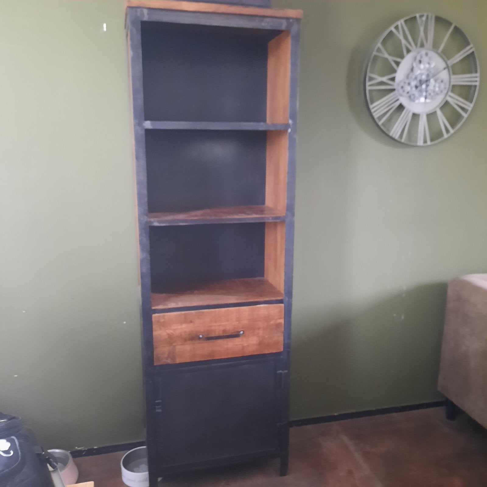 Te koop mooie industriele Boekenkast, Ophalen, 200 cm of meer, 50 tot 100 cm, Zo goed als nieuw