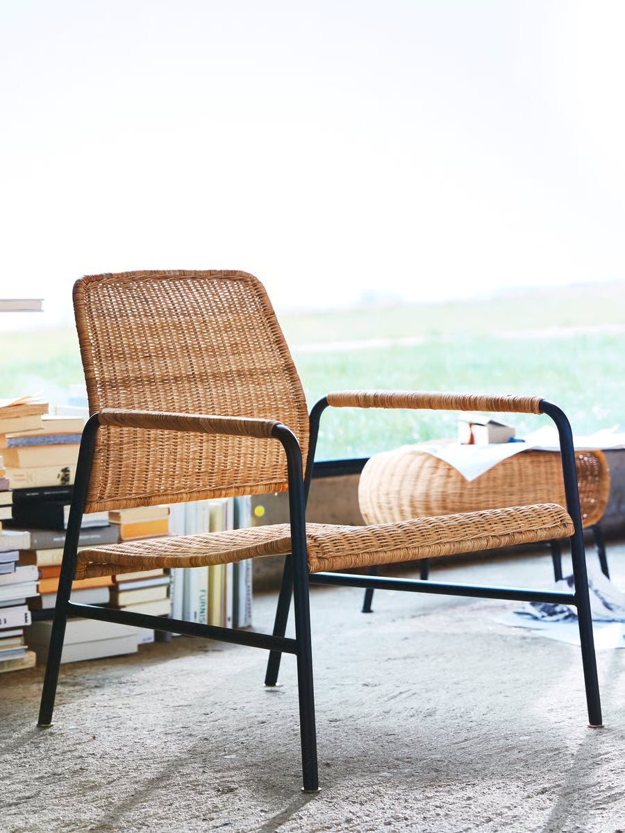 IKEA ULRIKSBERG stoel + krukje – rotan & metaal, Ophalen, 75 tot 100 cm, Zo goed als nieuw, 75 tot 100 cm