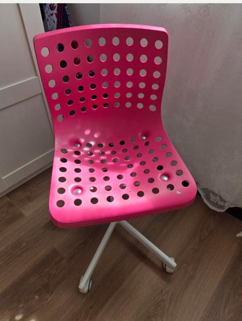 Nette roze bureaustoel voor meisjes of kinderkamer, Ophalen, Gebruikt, Roze, Bureaustoel