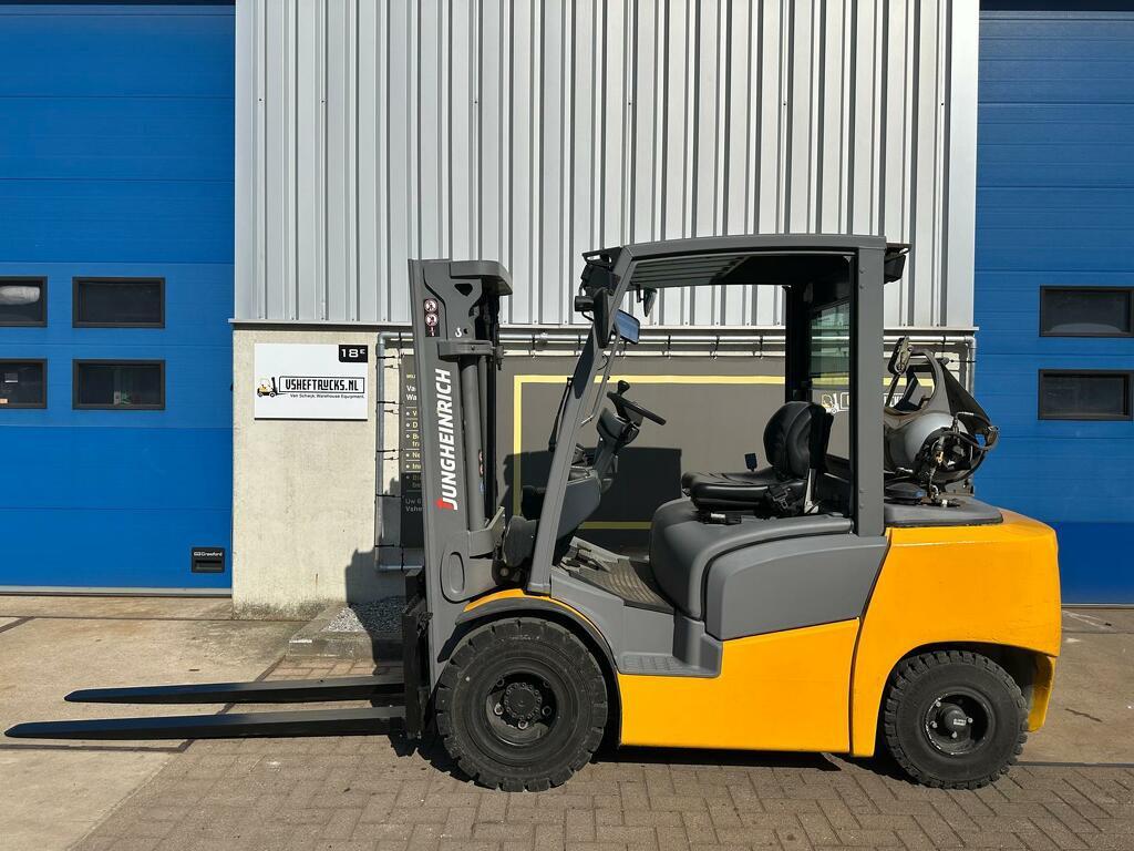 VS-22836 LPG Heftruck Jungheinrich TFG 430, LPG, 3000 tot 4000 kg, Jungheinri, Jungheinrich
