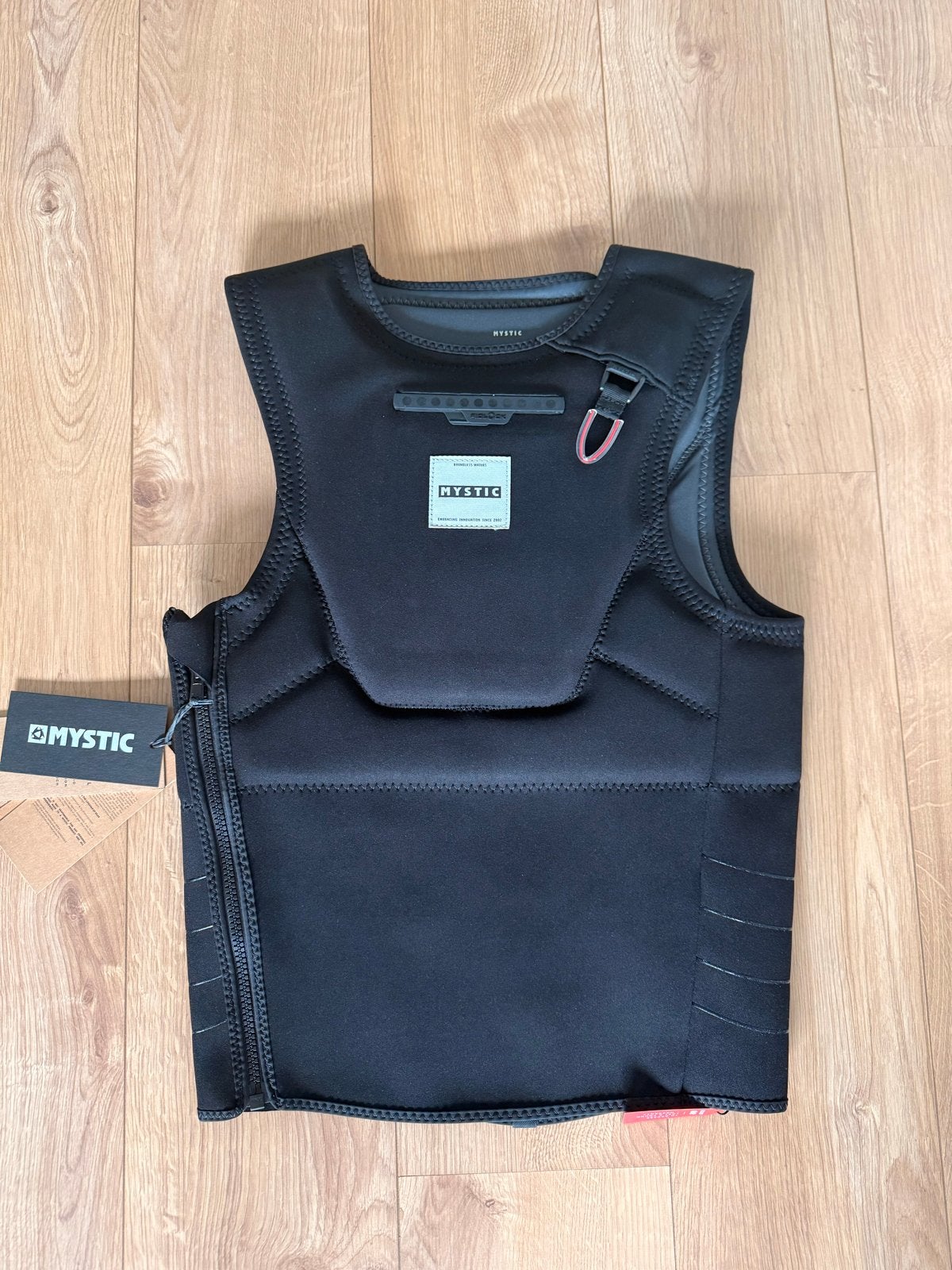 Mystic Solace Impact Vest XL - Nieuw met Waterproof Pocket, Watersport en Boten, Ophalen of Verzenden, Nieuw, Dame of Heer, Reddingsvest of Zwemvest