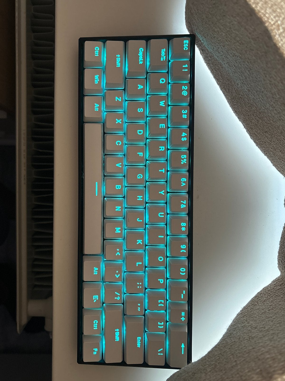 Gaming Keyboard draadloos!, Computers en Software, Toetsenborden, Ophalen of Verzenden, Qwerty, Draadloos, Gaming toetsenbord