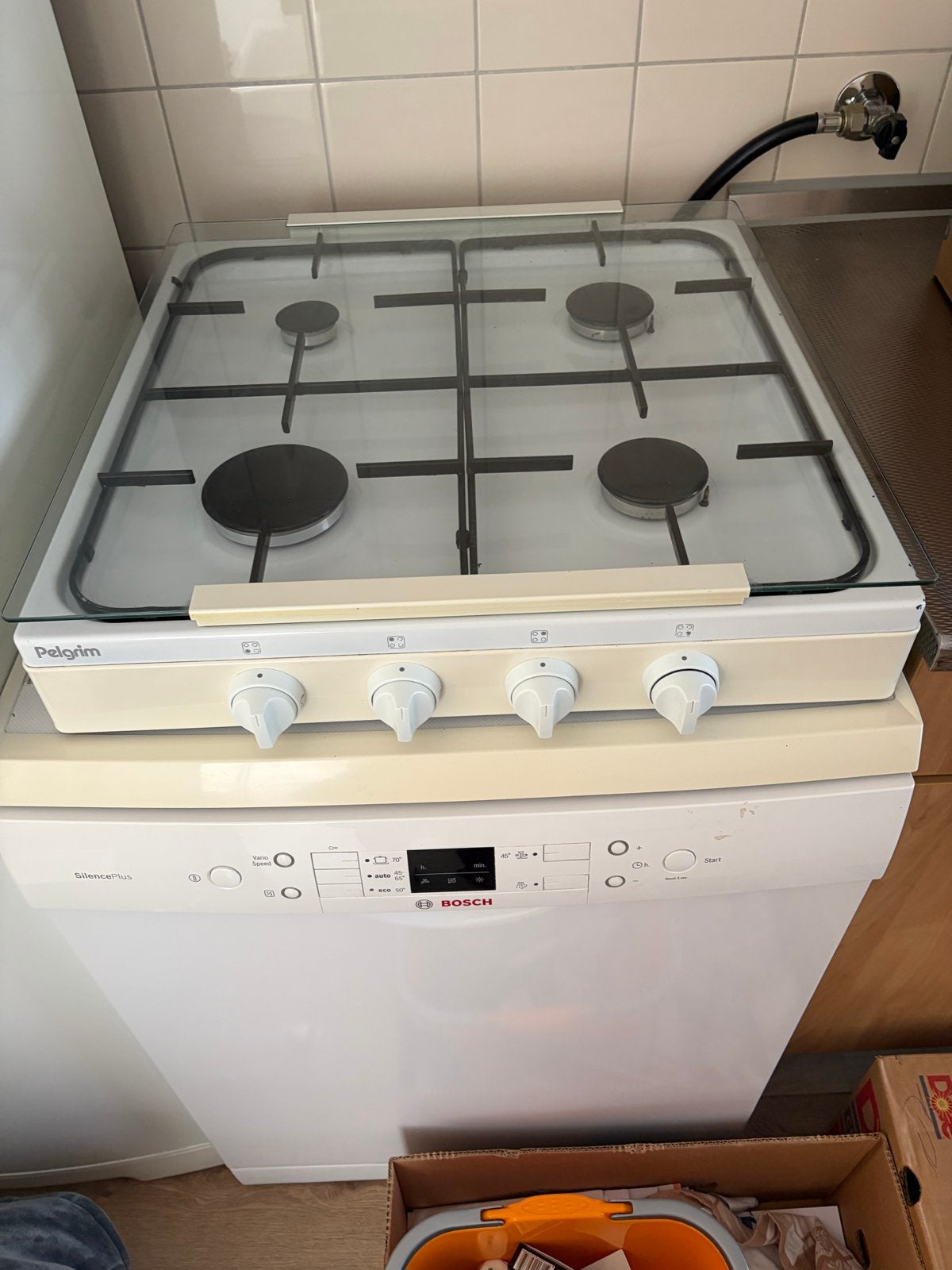 Pelgrim gasfornuis met 4 kookzones - Zo goed als nieuw, Ophalen, Minder dan 85 cm, 60 cm of meer, 4 kookzones