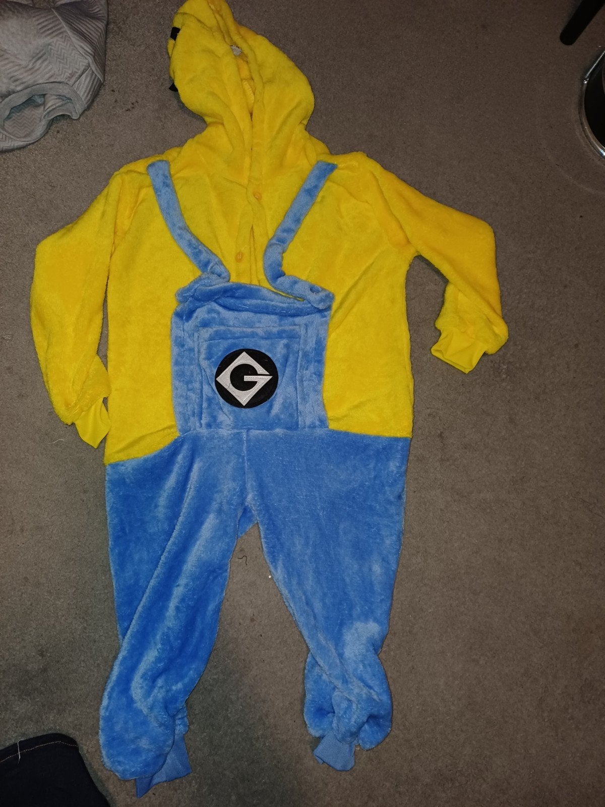 Nieuw Minion pak - Geel/Blauw - Maat 104/110 (ruime 116), Kinderen en Baby's, Ophalen of Verzenden, Nieuw, 110 t/m 116, Jongen of Meisje
