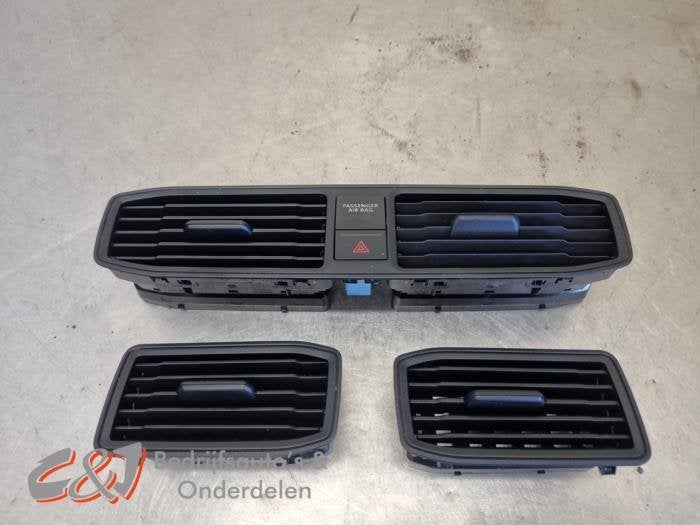 Luchtrooster Dashboard van een Volkswagen Caddy, Gebruikt, -, Volkswagen, -