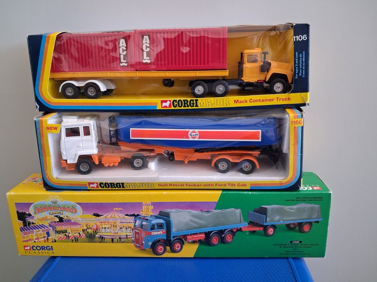 3x Corgi nieuw in doos, Hobby en Vrije tijd, Ophalen of Verzenden, Nieuw, Bus of Vrachtwagen, Corgi