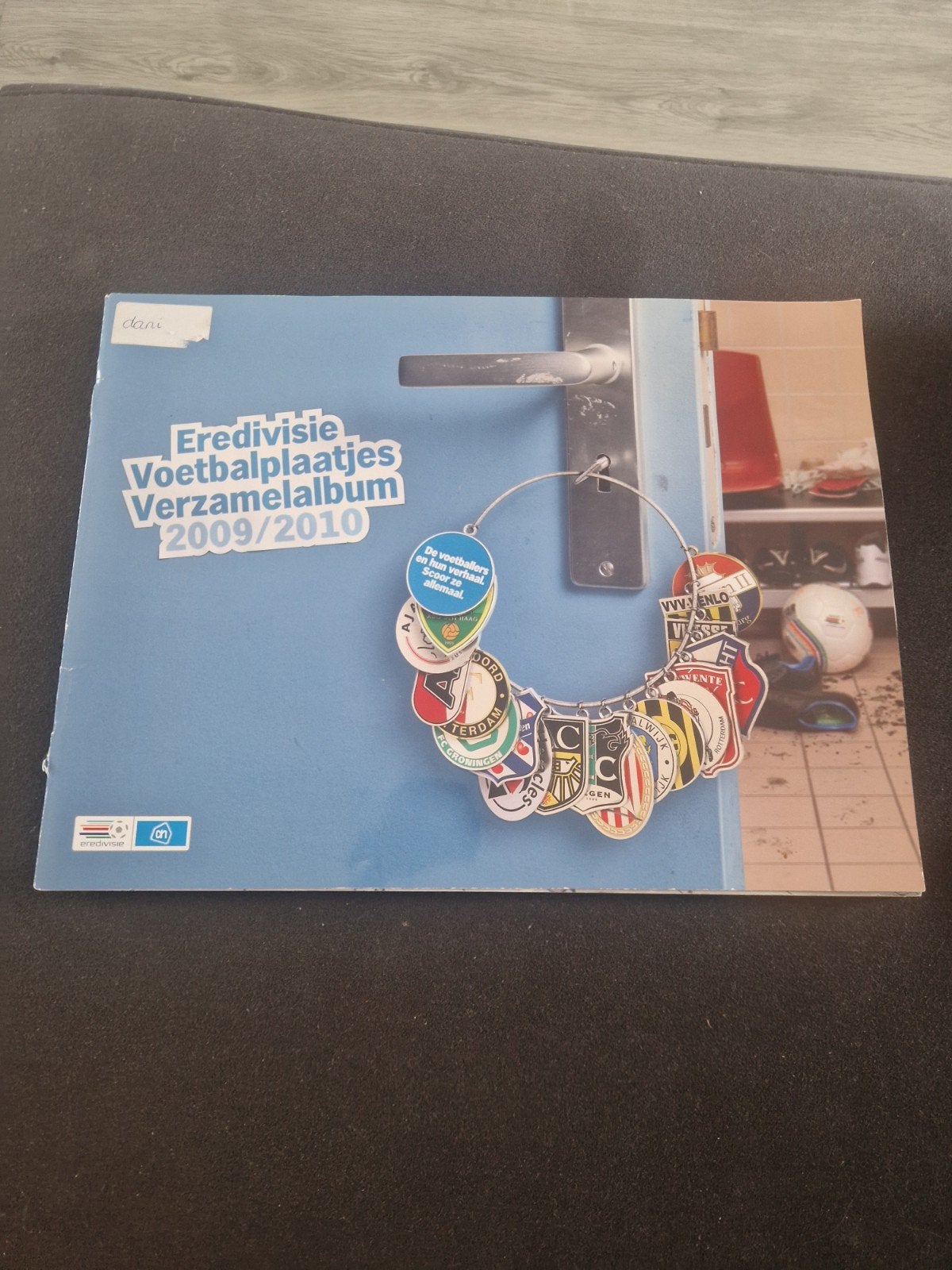 Eredivisie Voetbalplaatjes Verzamelalbum 2009/2010, Ophalen of Verzenden, Gebruikt, Overige binnenlandse clubs, Boek of Tijdschrift