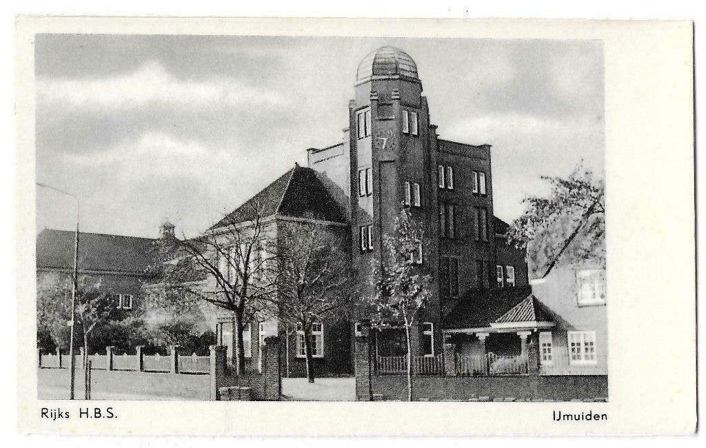 AK IJmuiden - Rijks H.B.S. Briniostraat 14-16, Verzamelen, Ansichtkaarten | Nederland, Ophalen of Verzenden, 1940 tot 1960, Ongelopen