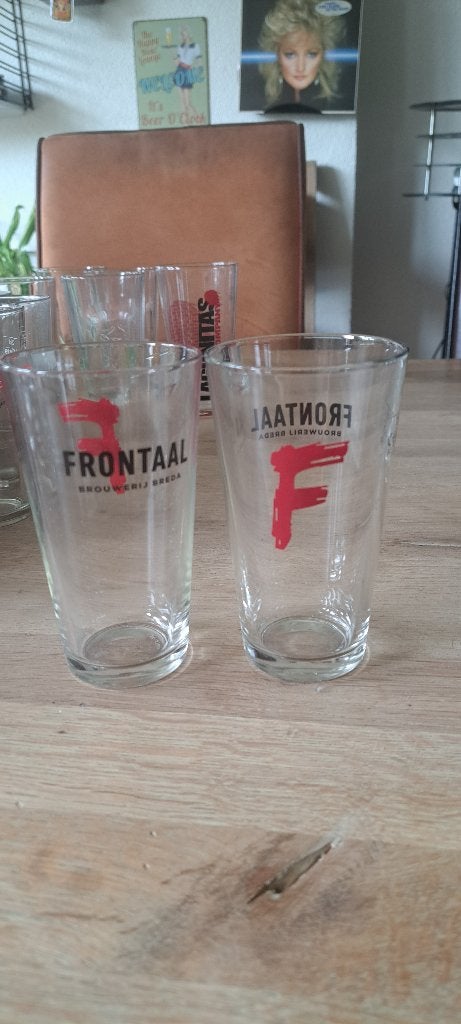2 x Frontaal Brouwerij Breda bierglas (Z257-22), Ophalen of Verzenden, Nieuw, Glas of Glazen, Overige merken