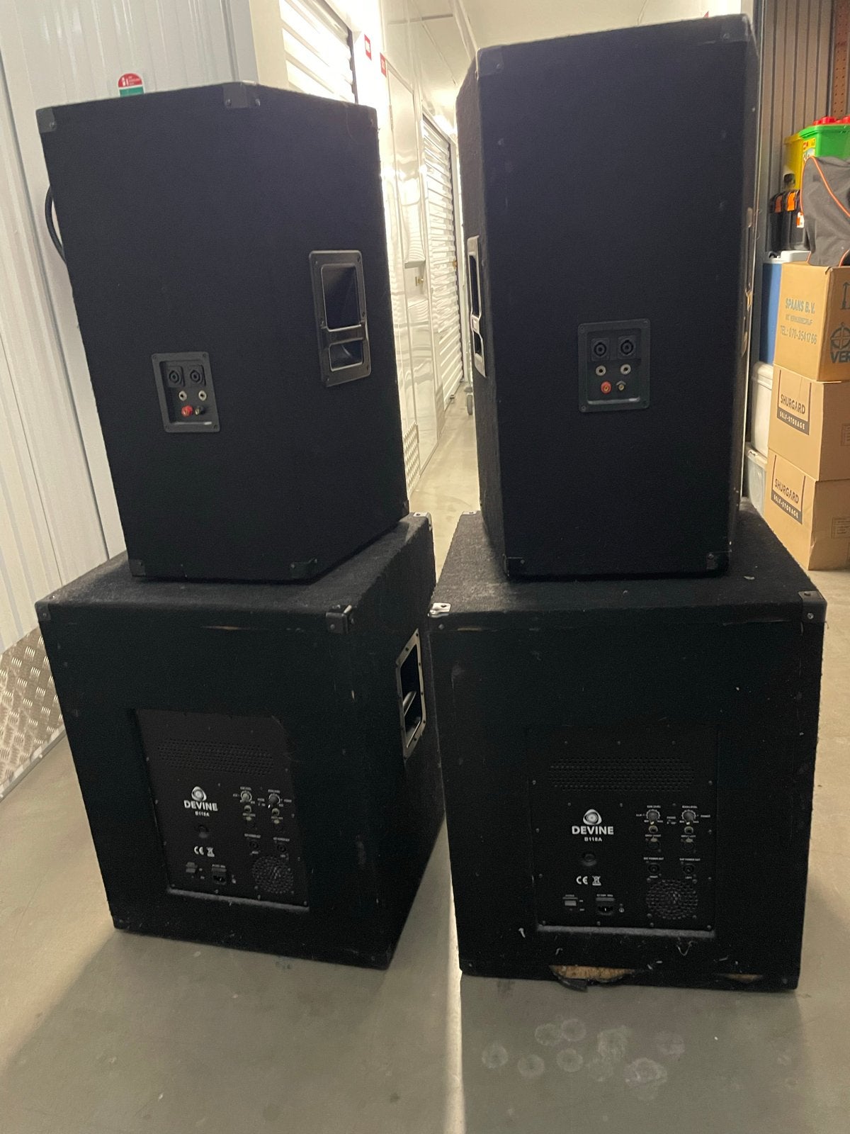 Devine B118A Actieve Speaker Set met Subwoofers, Gebruikt, Party speaker, Basreflex, Ophalen