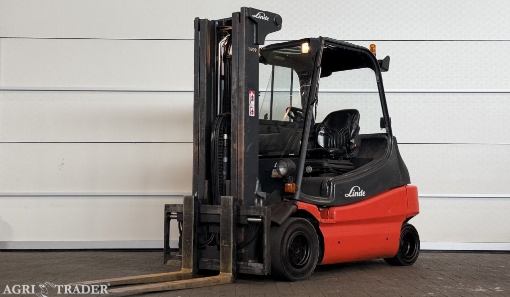 Elektrische heftruck Linde E30-03, Triplex, 3000 tot 4000 kg, Linde, -, Niet opgegeven
