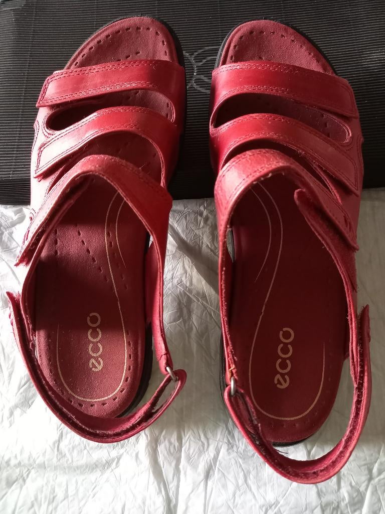 Schoenen   Rood en Zwart van ECCO  maat 39, Ophalen, Ecco, Nieuw, Sandalen of Muiltjes