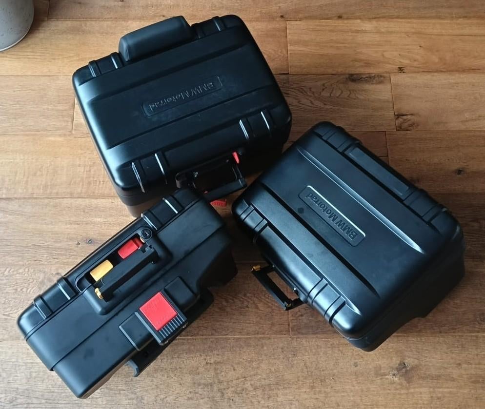 perfecte BMW Kofferset Vario (F700GS / F800 / F750 / F850), Motoren, Accessoires | Koffers en Tassen, Ophalen of Verzenden, Zo goed als nieuw