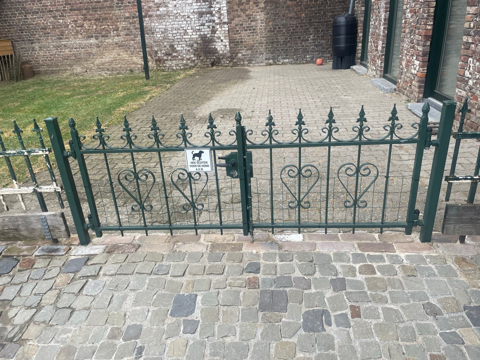 Sierhekwerk poort - Groen, Gebruikt, met hartjesdesign, Ophalen, Met poort, Gebruikt, Sierhekwerk
