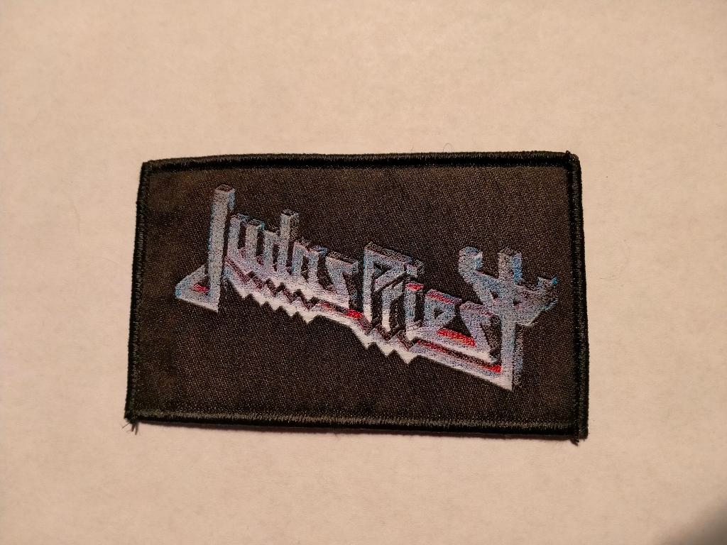 Judas Priest hardrock metal muziek kleding patch embleem, Verzamelen, Verzenden, Zo goed als nieuw, Kleding