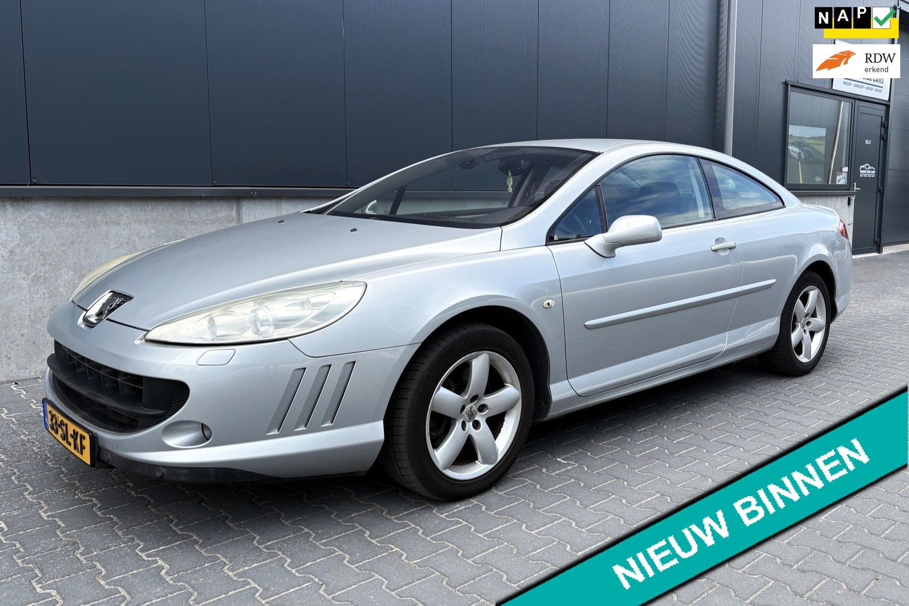 Peugeot 407 Coupé 2.2-16V Référence, Auto's, Voorwielaandrijving, 1390 kg, Stof, Gebruikt