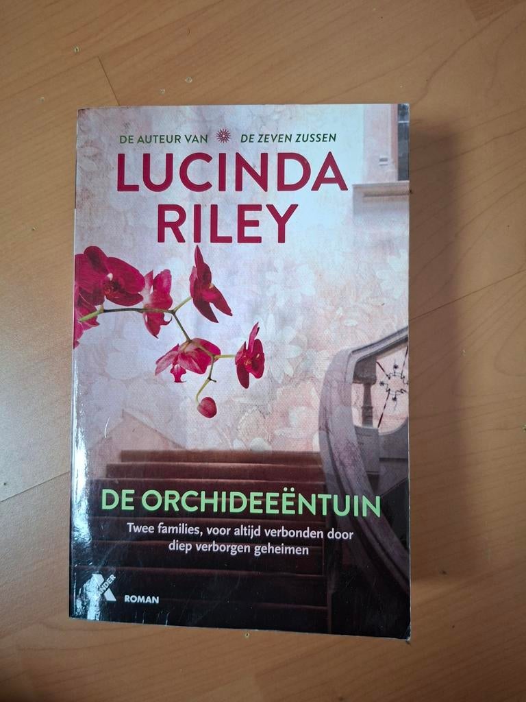Lucinda Riley - De orchideeëntuin, Ophalen of Verzenden, Zo goed als nieuw, Lucinda Riley