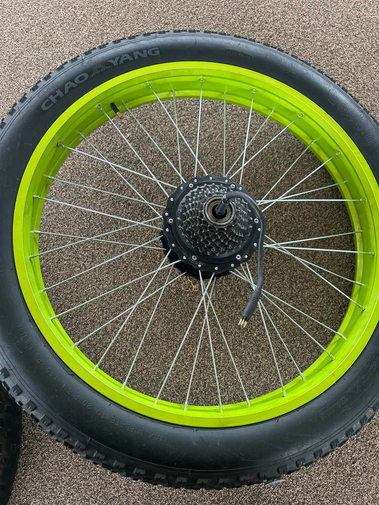 Fatbike 26 inch wielen met motor en schijfrem, Fietsen en Brommers, Ophalen of Verzenden, Gebruikt, Fatbike, Wiel