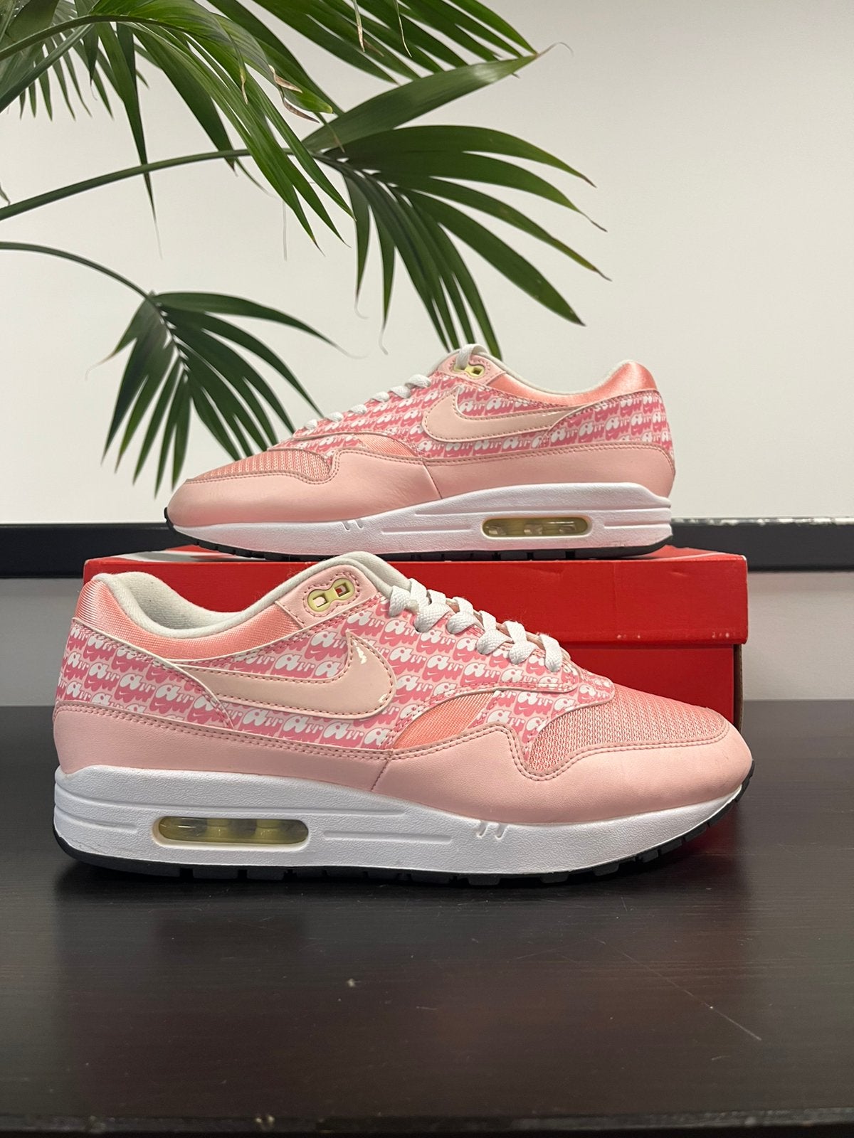 Nike Air Max 1 Strawberry Lemonade, Overige kleuren, Ophalen of Verzenden, Sneakers of Gympen, Zo goed als nieuw