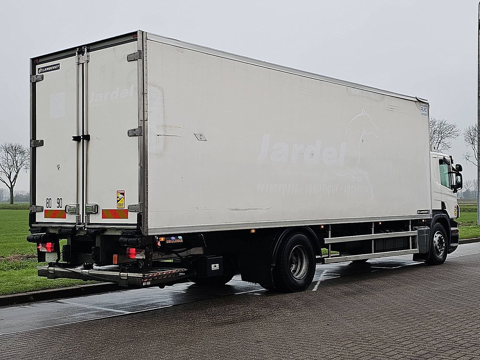 SCANIA P250 carrier lamberet, Auto's, Vrachtwagens, Automaat, Standkachel, Euro 6, Scania