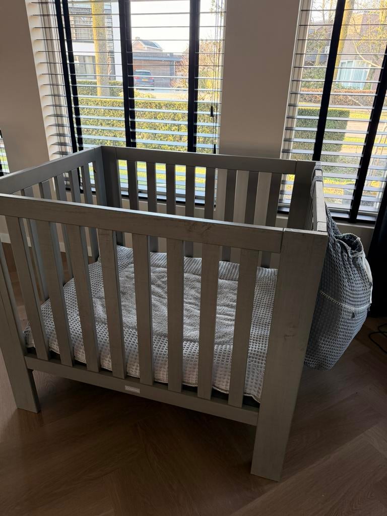 Grote box inclusief Koeka accessoires, Kinderen en Baby's, Boxen, Ophalen, Gebruikt