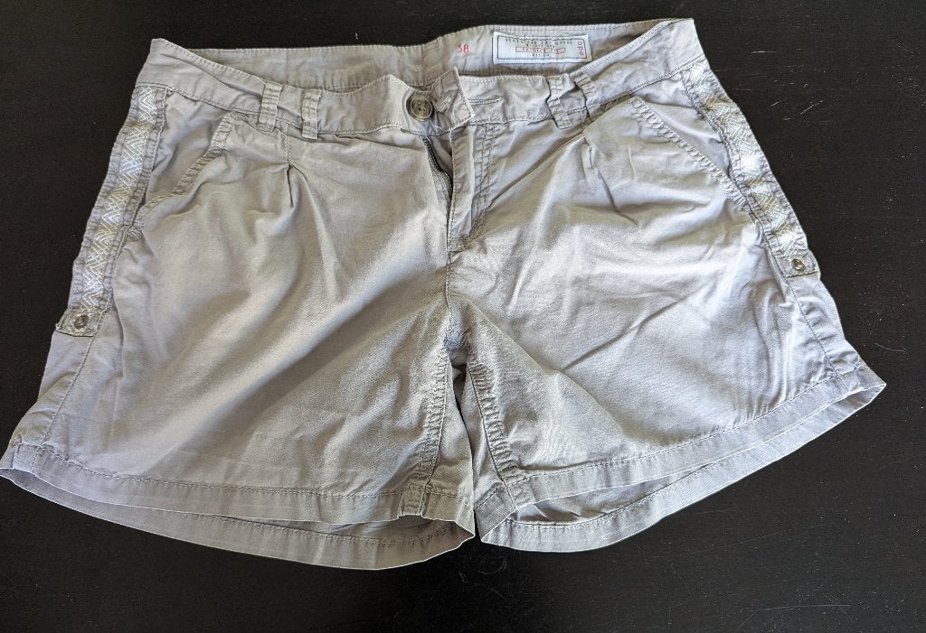 Esprit korte broek 38, Maat 38/40 (M), Kort, Beige, Ophalen of Verzenden