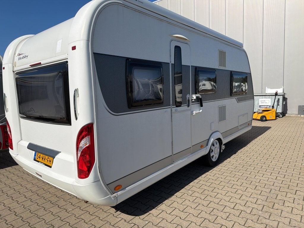 Hobby Prestige 495 UL Enkele bedden, Caravans en Kamperen, Rondzit, Hobby, Bedrijf, 4 tot 5 meter