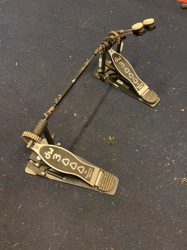 DW 3000 dubbel basspedaal., Muziek en Instrumenten, Ophalen, Gebruikt, Overige merken
