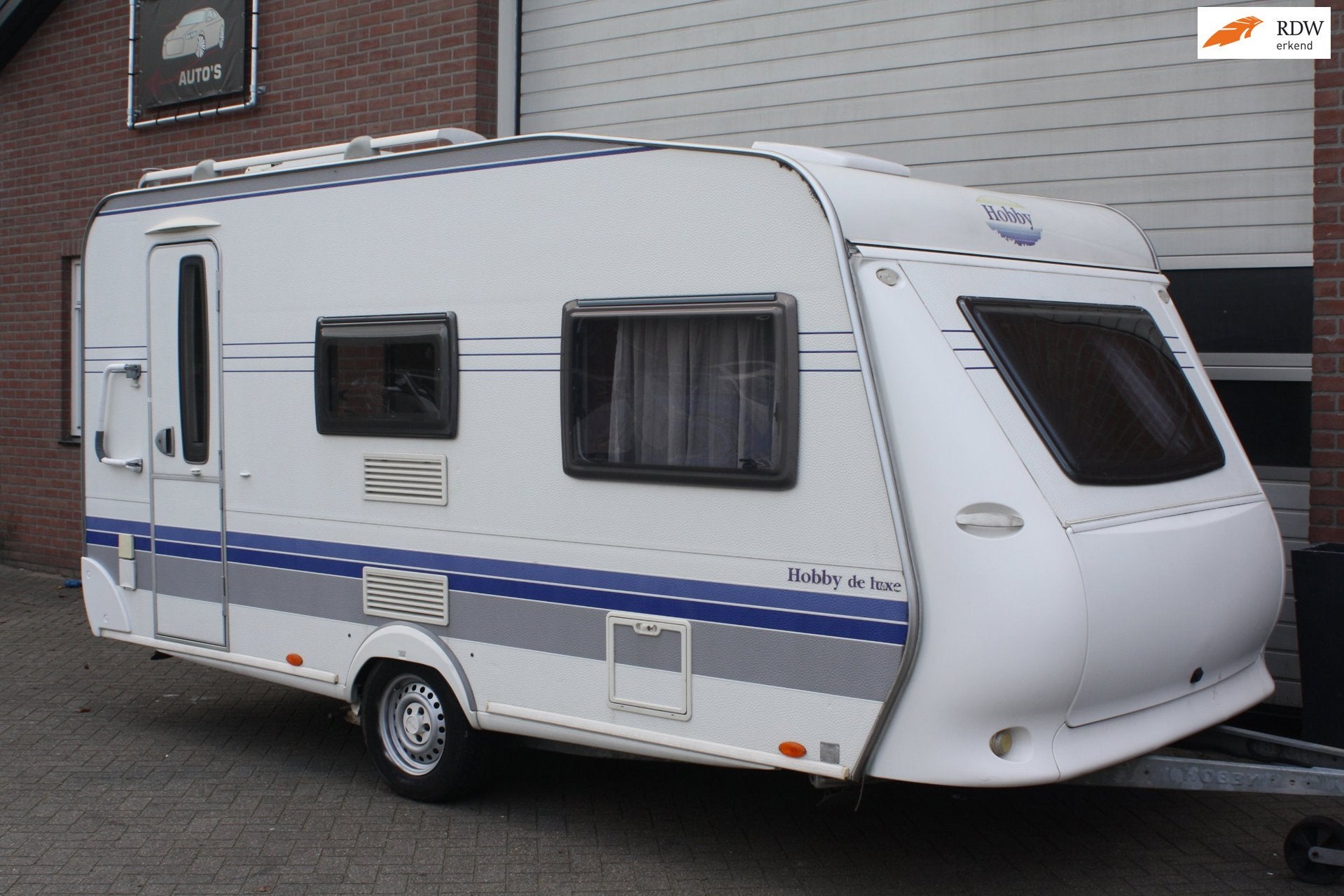 Hobby HOBBY 450 Mover, middenkeuken, dwarsbed, groot dakluik, Caravans en Kamperen, Mover, Hobby, Bedrijf, 1000 - 1250 kg
