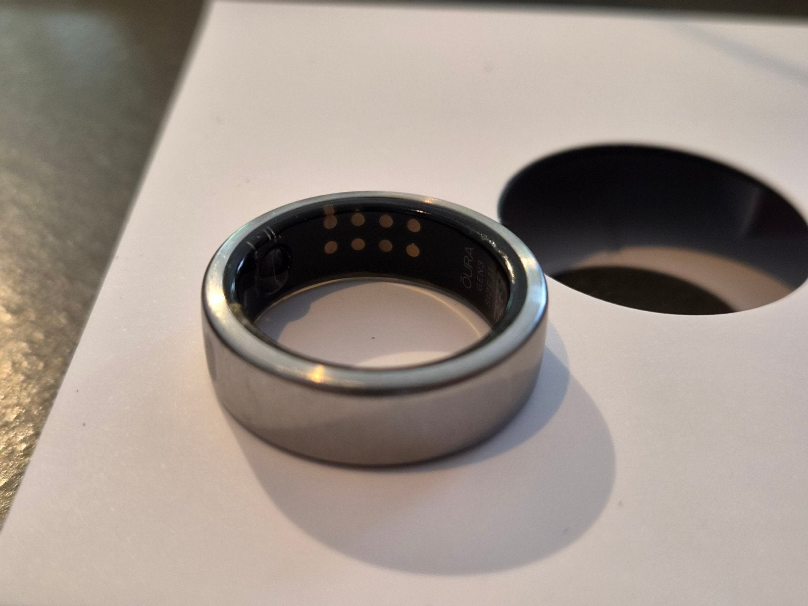 Oura Ring Gen 3 Brushed Titanium - Maat 11, Gebruikt, Oura, Ophalen of Verzenden, Waterdicht