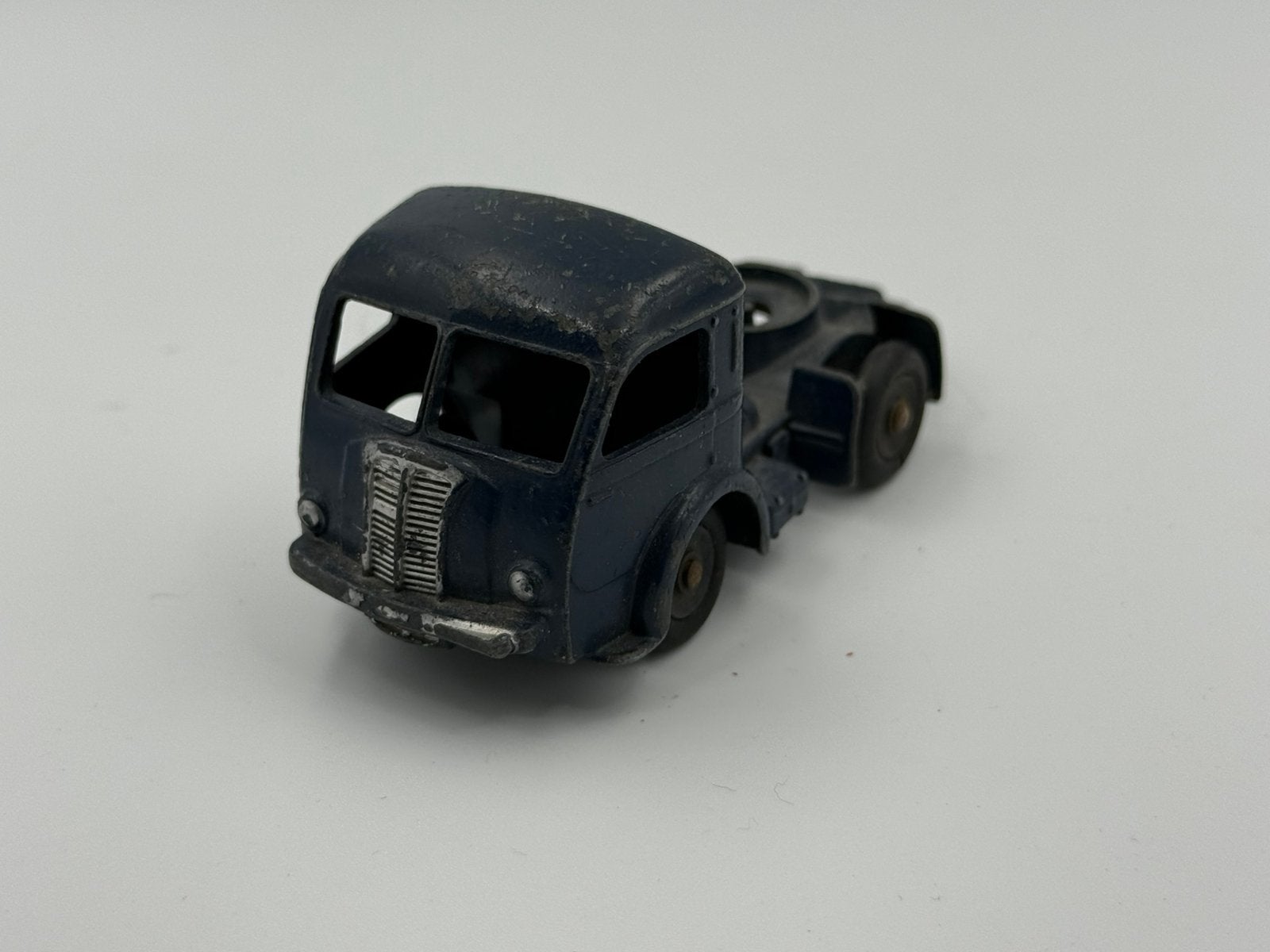 Dinky Toys Tracteur Panhard, Ophalen of Verzenden, Zo goed als nieuw, Auto, Dinky Toys