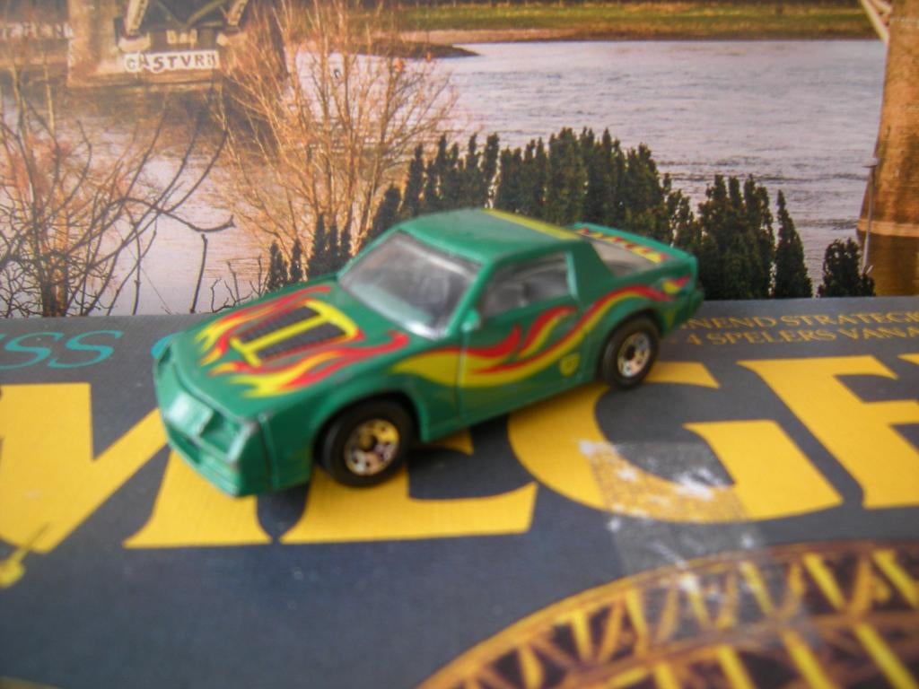 matchbox 1985 camaro iroc - z 28/  van bp, Ophalen of Verzenden, Zo goed als nieuw, Auto