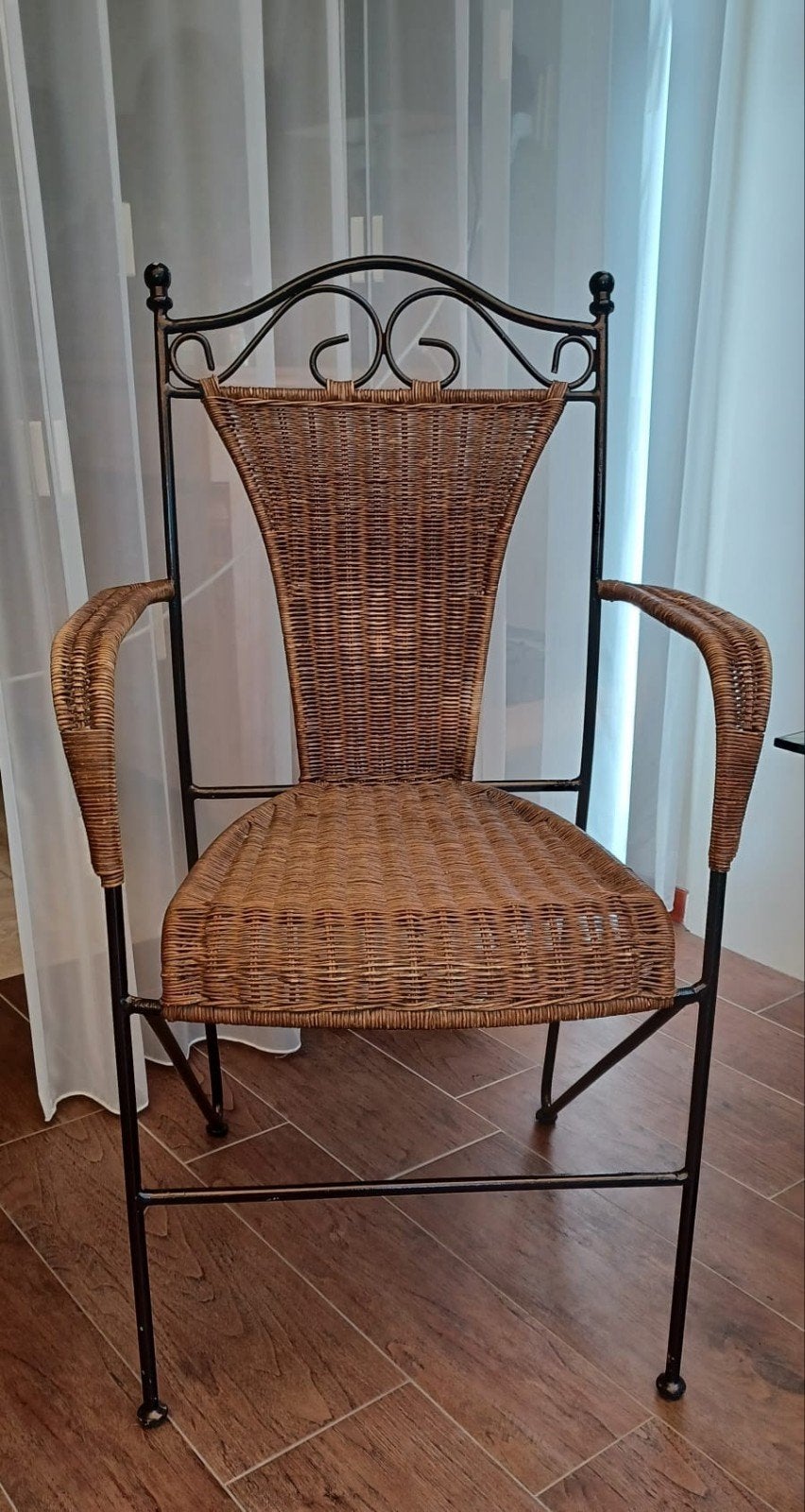 Vintage rotan stoel met metalen frame, Ophalen, Gebruikt, Twee, Bruin