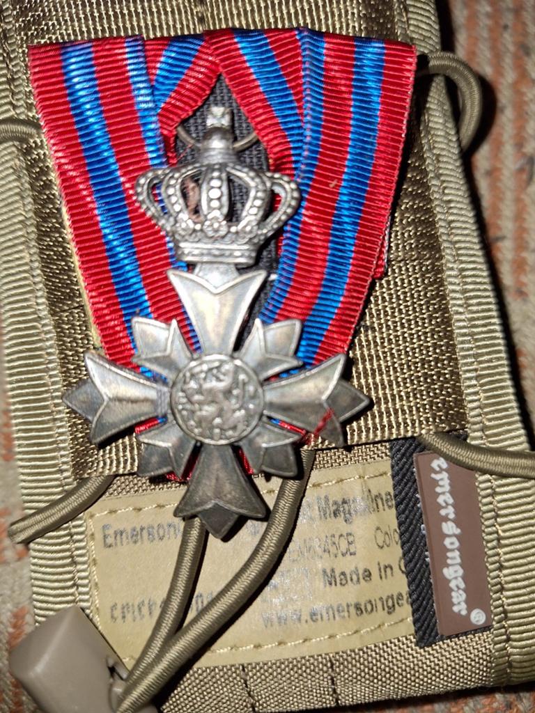 Tmpt medaille militair opgemaakt, Verzamelen, Militaria | Algemeen, Ophalen of Verzenden, Landmacht, Nederland, Lintje, Medaille of Wings