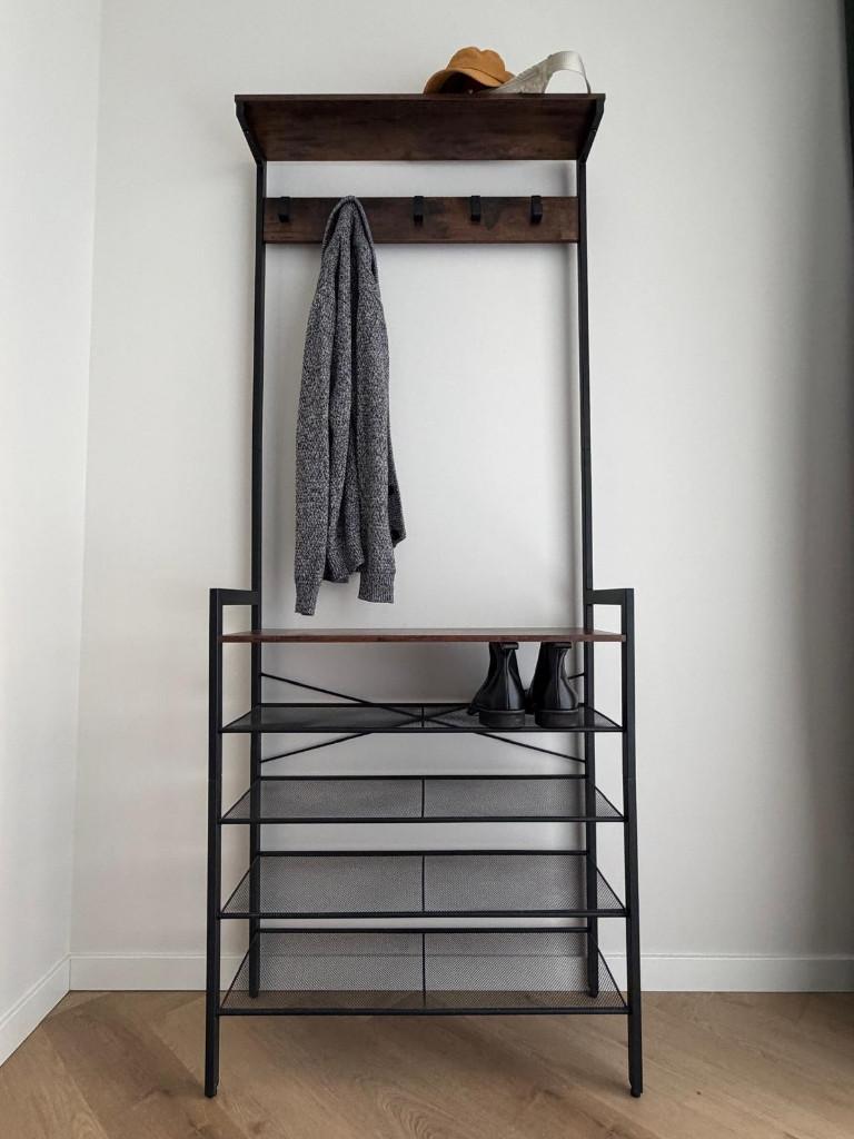Shoe rack with coat hangers, Ophalen, Zo goed als nieuw
