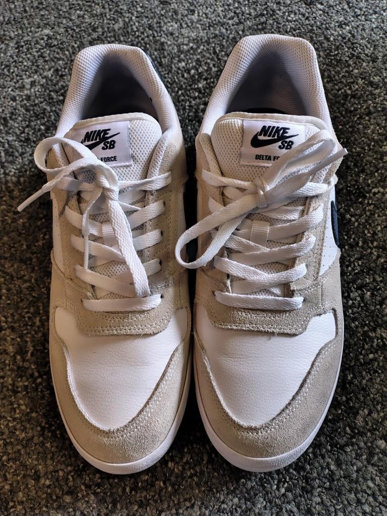 Nike SB Delta Force, Wit, Nike, Ophalen of Verzenden, Sneakers of Gympen