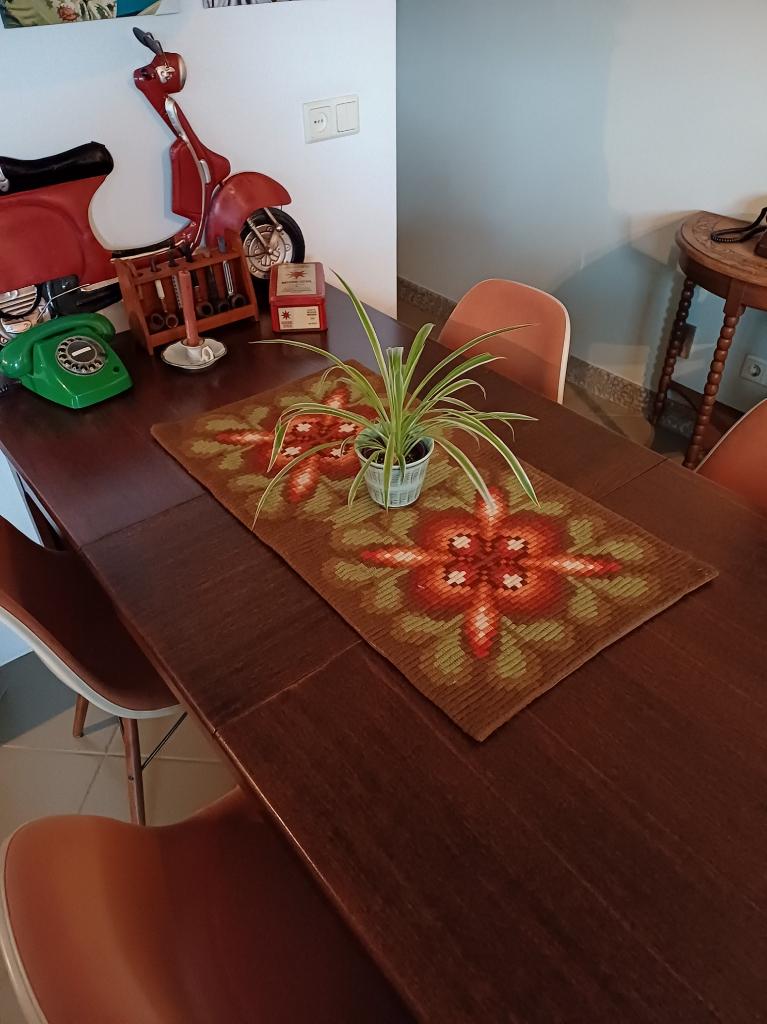 Tafelkleed Cafékleed vintage BOHO kleed 79 x 43 cm., Ophalen of Verzenden, Zo goed als nieuw, Rechthoek