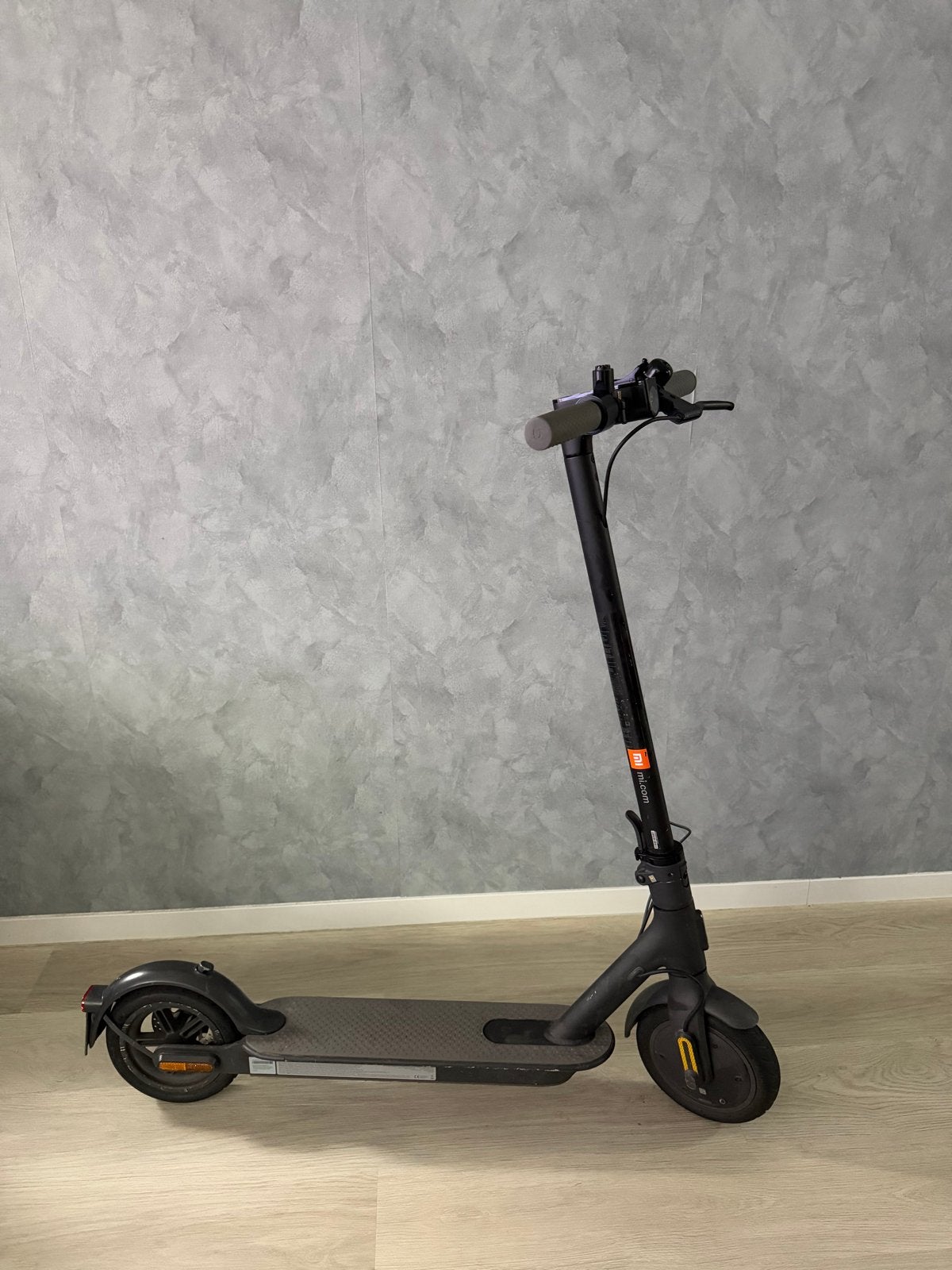 Xiaomi Mi Essential elektrische step - Zo goed als nieuw, Fietsen en Brommers, Ophalen of Verzenden, Zo goed als nieuw, Elektrische step (E-scooter)