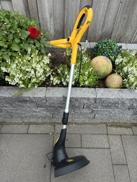 Powerplus Elektrische Grastrimmer en Kantenmaaier, Ophalen, Zo goed als nieuw, Powerplus, 10 tot 30 cm
