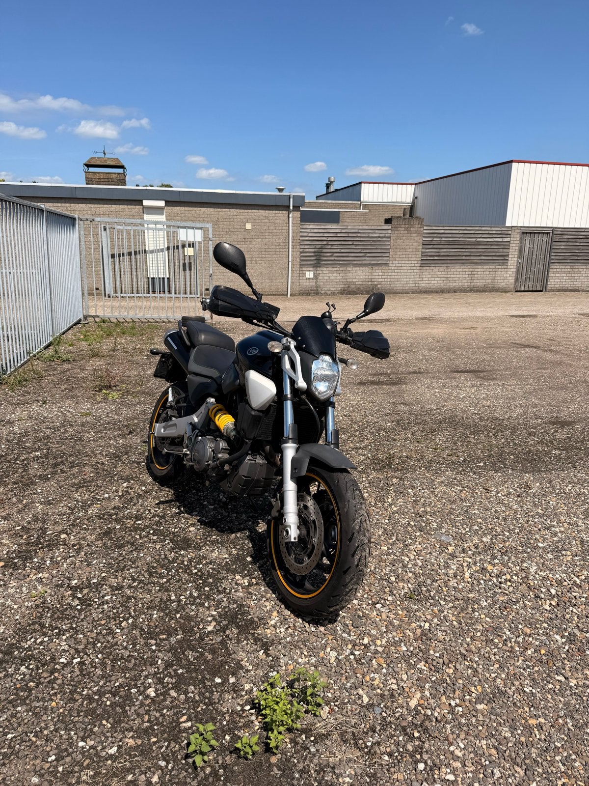Nette Yamaha MT 03 uit 2006 - Recent onderhoud!, Motoren, Motoren | Yamaha, Particulier, Naked bike, Gebruikt, Ophalen