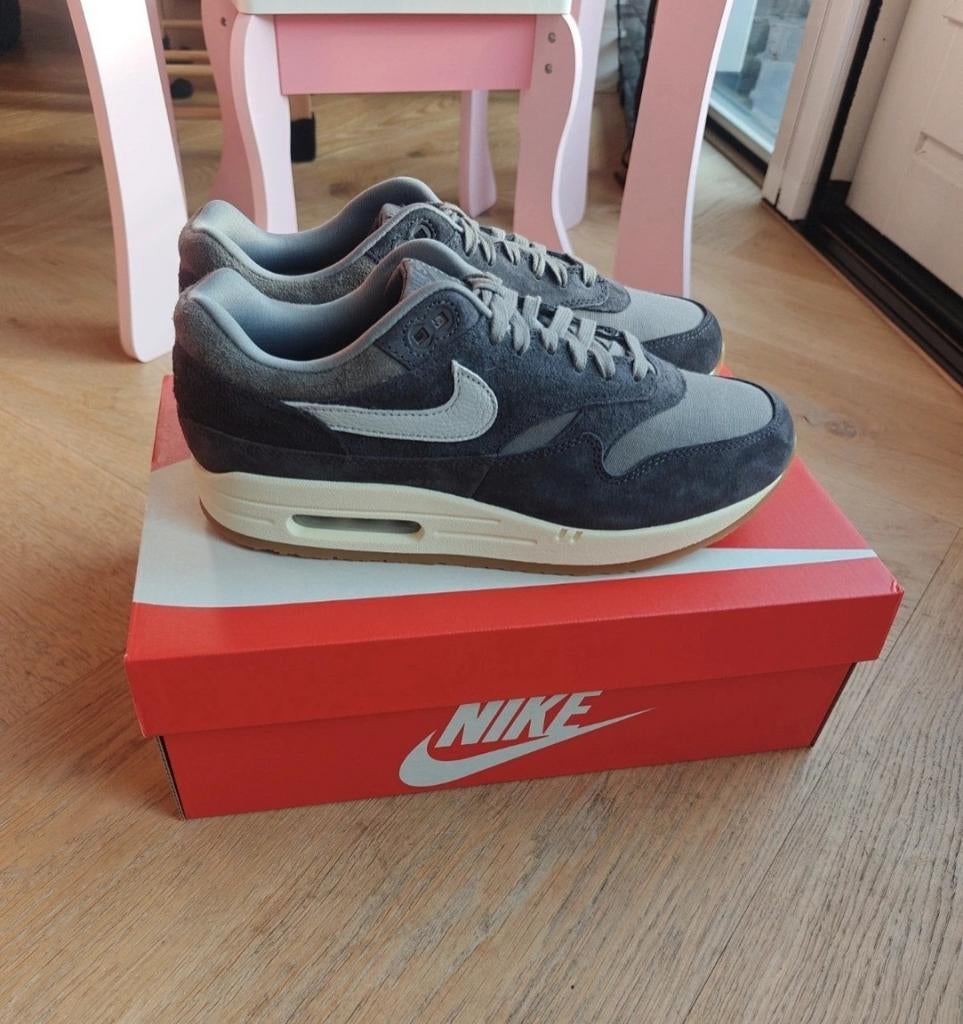 Nike Air Max 1 Crepe Soft Grey US9, Nike air max, Overige kleuren, Nieuw, Ophalen of Verzenden