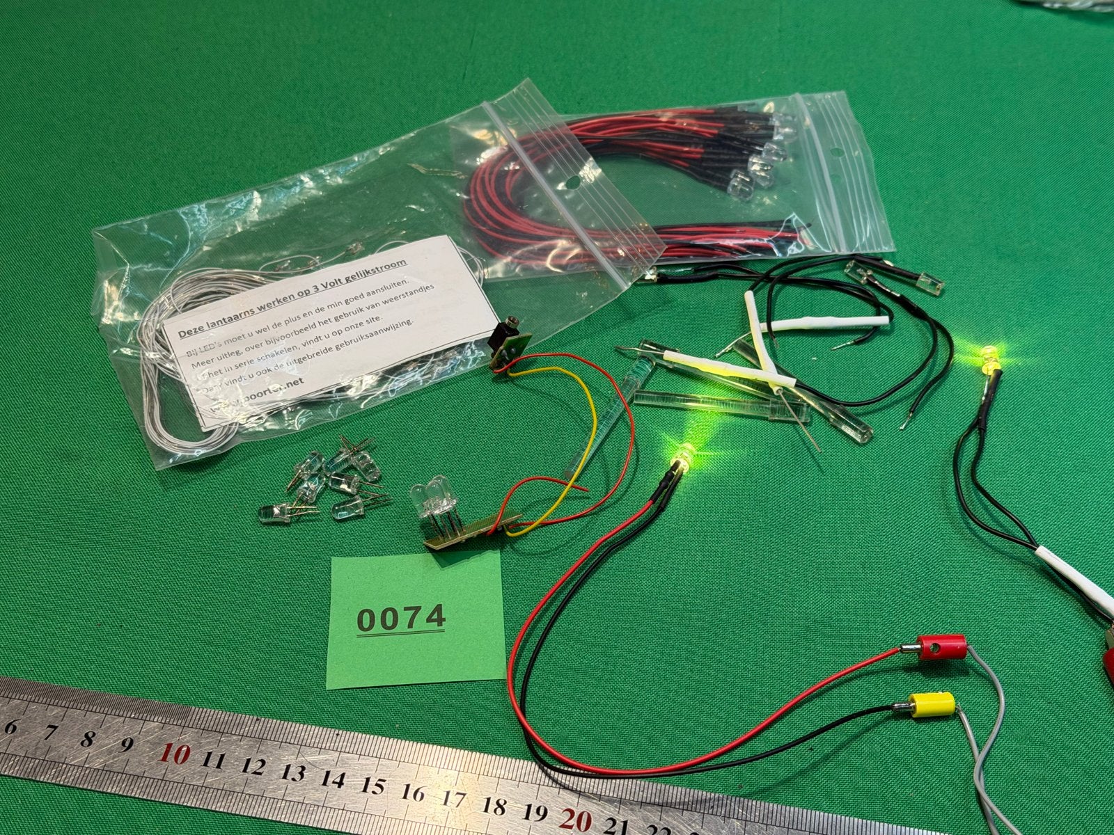 Diverse LED-verlichting en bedrading voor modelbouw, Ophalen of Verzenden, Gebruikt