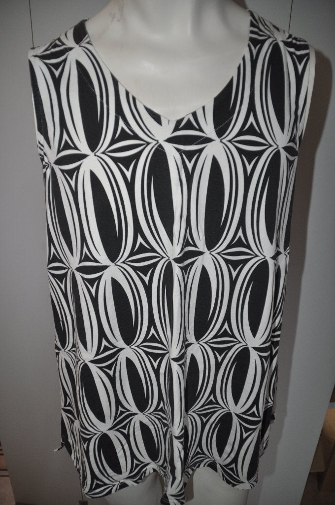 AD53 Top Ulla Popken maat 42 / 44 Zwart Wit, Kleding | Dames, Zwart, Ulla Popken, Zo goed als nieuw, Shirt of Top