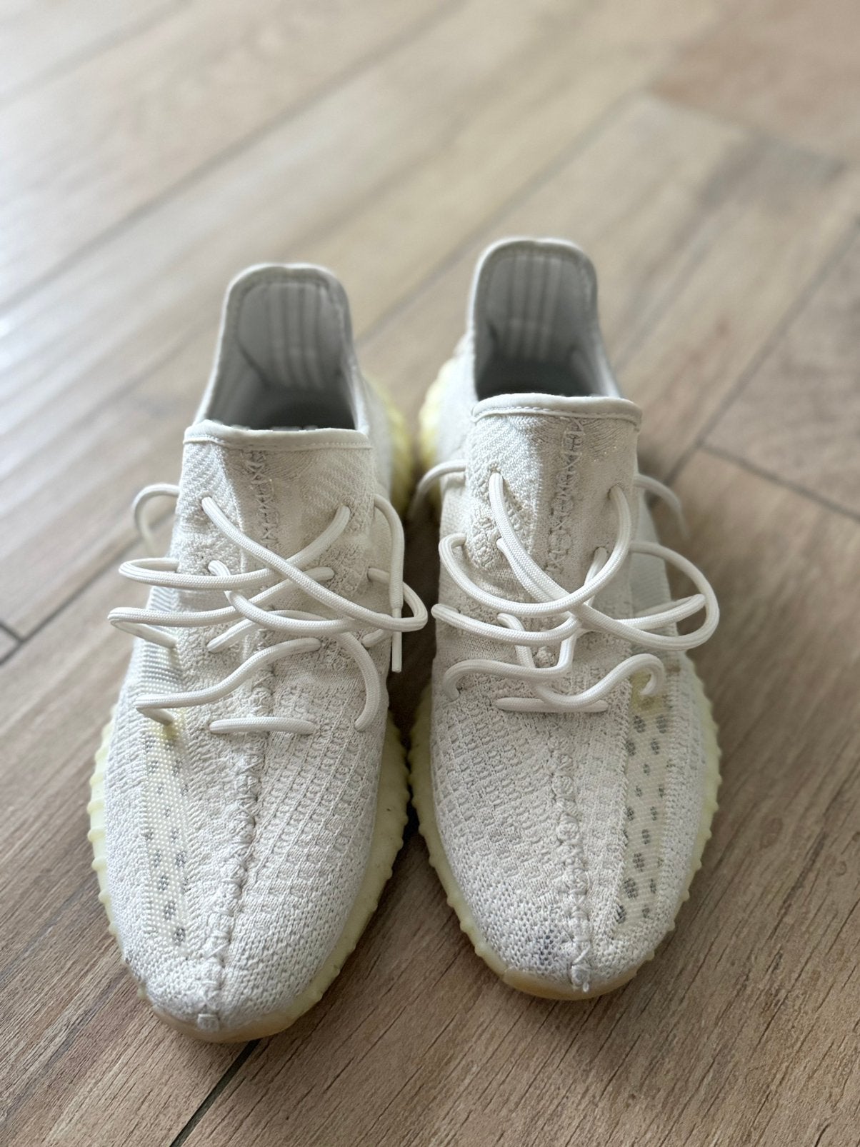 Yeezy 350 v2 bone white 46, Ophalen of Verzenden, Gedragen, Wit