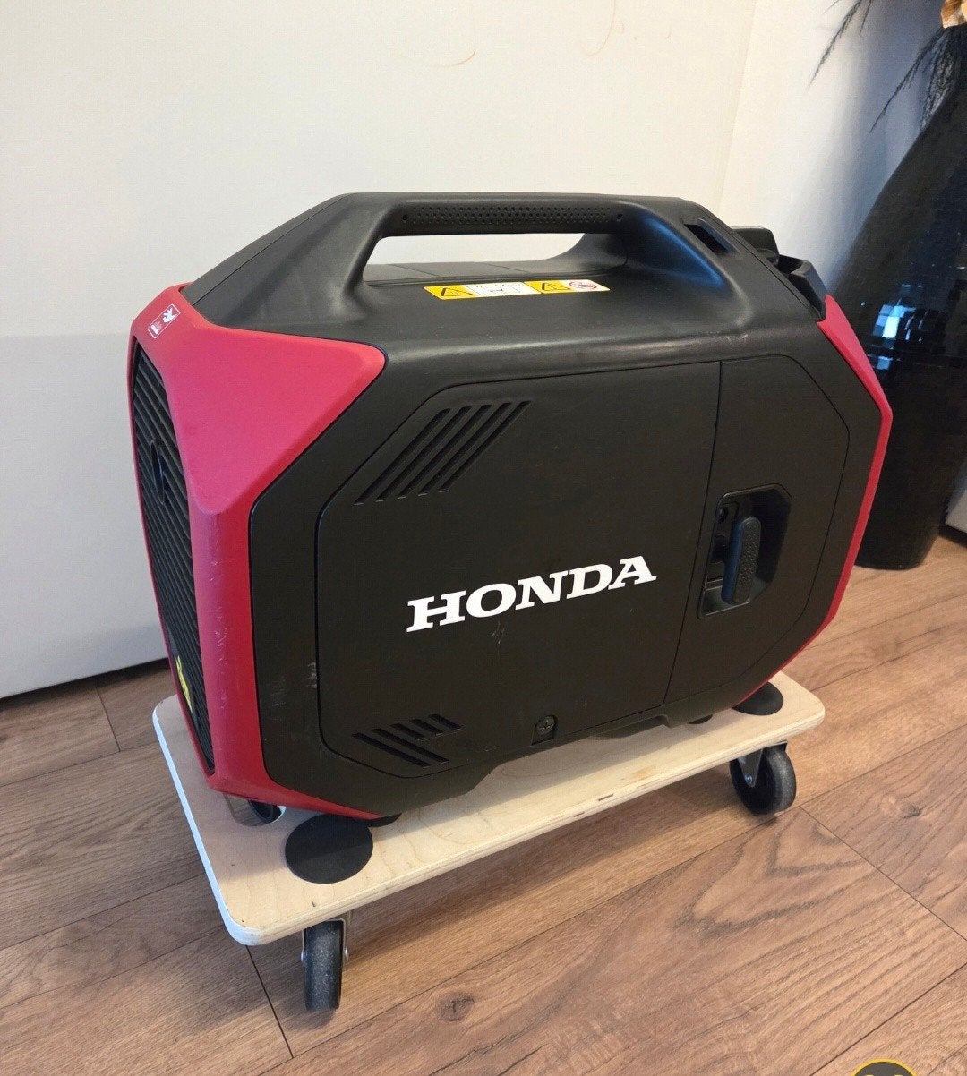 Honda aggregaat generator EU32i, Ophalen, Gebruikt, Benzine, Geluidgedempt