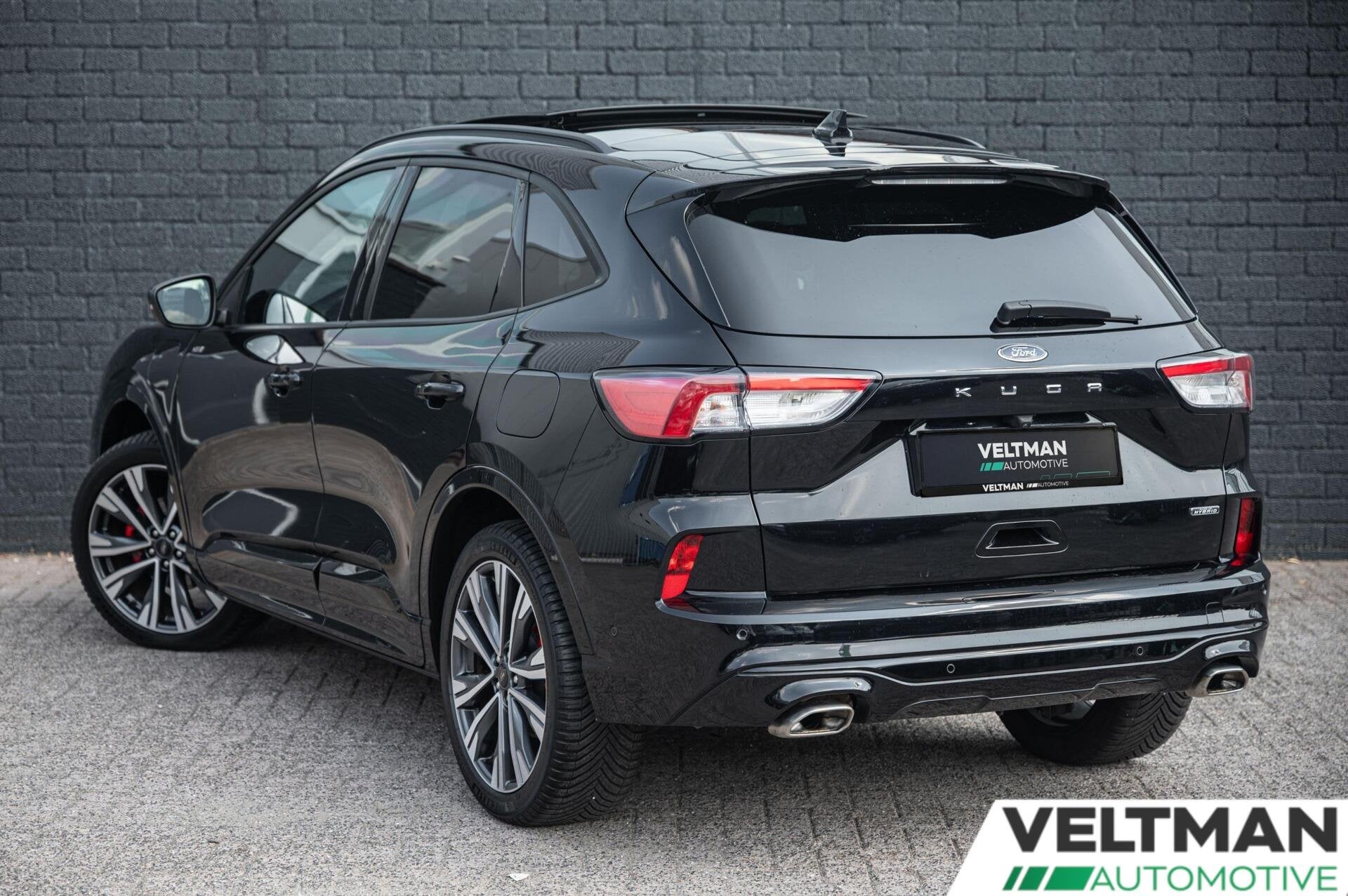 Ford Kuga 2.5 PHEV ST-Line X PANO TREKHAAK ADAPTIVE CRUISE H, Dealer onderhouden, Gebruikt, 4 cilinders, Zwart