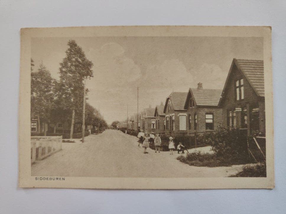 Oude ansichtkaart Siddeburen - Uitg. Fa. Gebr. Waalkes, Ophalen of Verzenden, 1920 tot 1940, Ongelopen, Groningen